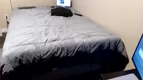 Snapshot of _olivia1_ chatting on 6, 11, 2025 Olivia online show from 6, 11, 2025