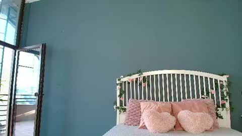 Snapshot of _parishill chatting on 19, 7, 2026 Alisa online show from 19, 7, 2026