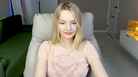 Snapshot of _passion_show_ chatting on 18, 12, 2025 Tina online show from 18, 12, 2025