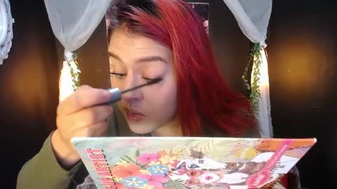 Snapshot of _poison_sweet chatting on 15, 12, 2024 Laura online show from 15, 12, 2024