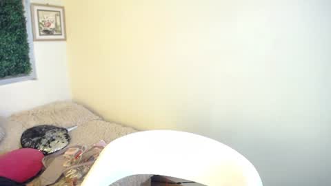 Laura online show from 29, 7, 2026