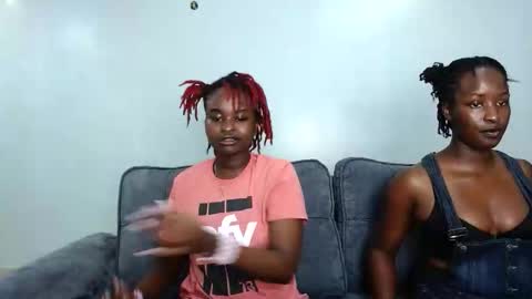 _prettyred online show from 12, 10, 2025