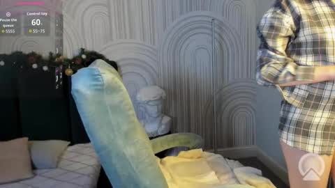 Snapshot of _r_i_n_a_ chatting on 7, 1, 2026 Rina online show from 7, 1, 2026