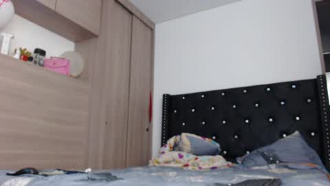 Samara Romero online show from 5, 2, 2025