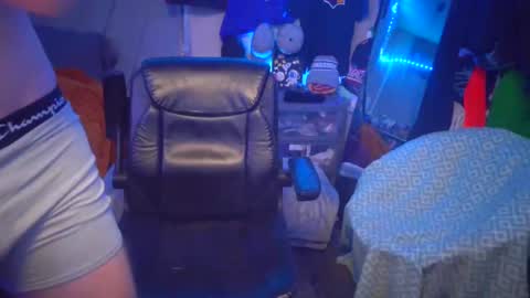 REDxxx online show from 4, 1, 2025