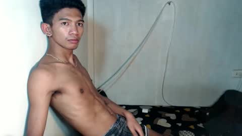 Snapshot of _rellvanxx chatting on 10, 11, 2025 _rellvanxx online show from 10, 11, 2025