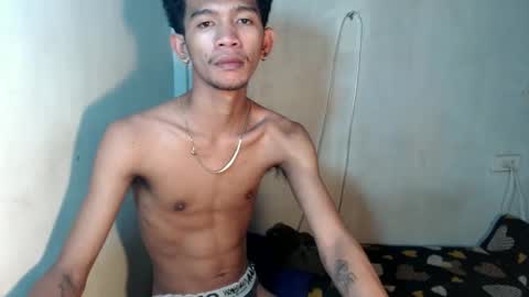 Snapshot of _rellvanxx chatting on 3, 12, 2025 _rellvanxx online show from 3, 12, 2025