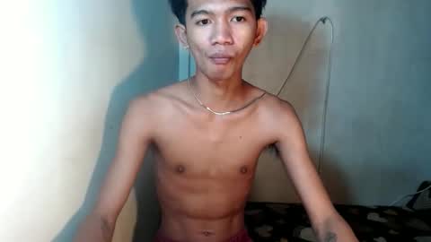 Snapshot of _rellvanxx chatting on 19, 12, 2025 _rellvanxx online show from 19, 12, 2025