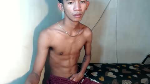 Snapshot of _rellvanxx chatting on 20, 12, 2025 _rellvanxx online show from 20, 12, 2025