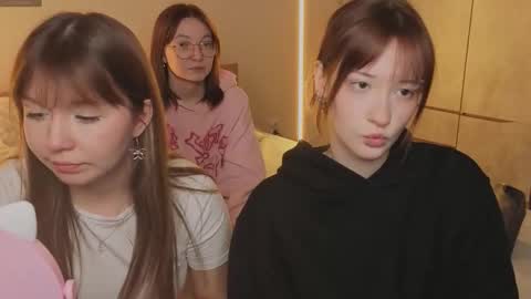 Snapshot of _reverse_gang_ chatting on 22, 3, 2026 LISSAPVT IS OPEN online show from 22, 3, 2026