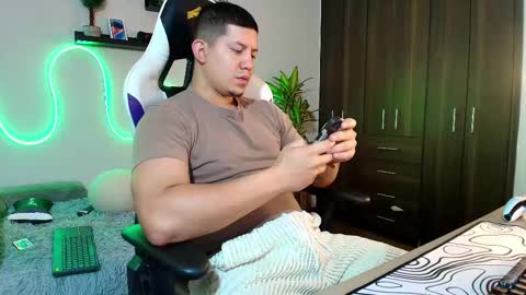 Roberto online show from 14, 2, 2025