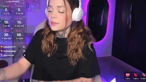 Snapshot of _sabrinamoon chatting on 13, 1, 2025 online show from 13, 1, 2025