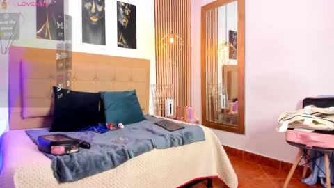 Snapshot of _samanthaa_foxx chatting on 16, 9, 2025 SAMANTHA FOX online show from 16, 9, 2025