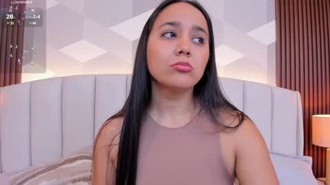 Antonella  online show from 25, 1, 2025