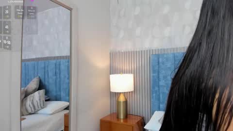 Antonella  online show from 9, 9, 2025