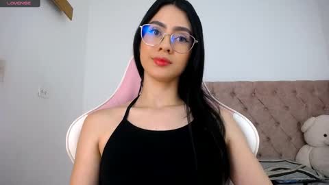 Snapshot of _sara_victoria_ chatting on 10, 2, 2025 SARA online show from 10, 2, 2025