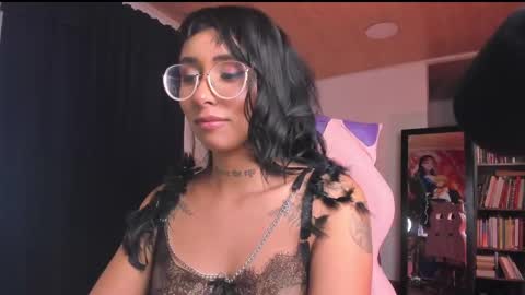 Snapshot of _saraaparker_ chatting on 9, 3, 2025 Sarita  online show from 9, 3, 2025
