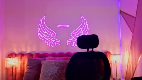 Snapshot of _scarletmoore chatting on 23, 9, 2025 Scarlett online show from 23, 9, 2025