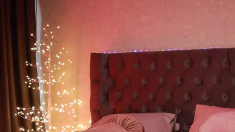 Snapshot of _selenasky chatting on 7, 3, 2025 Selena online show from 7, 3, 2025