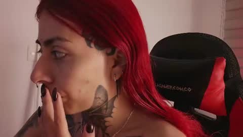 Snapshot of _selene_red chatting on 10, 7, 2026 Selene online show from 10, 7, 2026