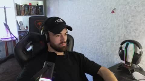 Snapshot of _serious_man chatting on 11, 9, 2025 Ask me online show from 11, 9, 2025