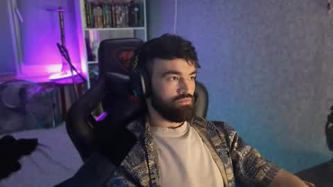 Snapshot of _serious_man chatting on 27, 9, 2025 Ask me online show from 27, 9, 2025