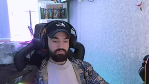 Snapshot of _serious_man chatting on 2, 10, 2025 Ask me online show from 2, 10, 2025