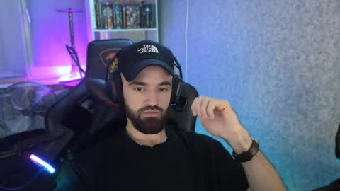 Snapshot of _serious_man chatting on 4, 10, 2025 Ask me online show from 4, 10, 2025