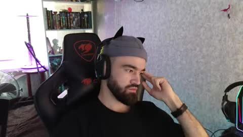 Snapshot of _serious_man chatting on 9, 10, 2025 Ask me online show from 9, 10, 2025