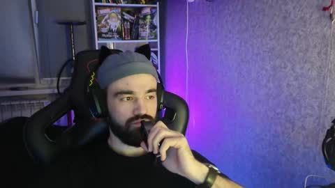 Snapshot of _serious_man chatting on 6, 11, 2025 Ask me online show from 6, 11, 2025