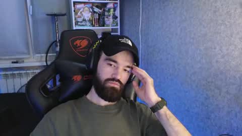 Snapshot of _serious_man chatting on 12, 11, 2025 Ask me online show from 12, 11, 2025