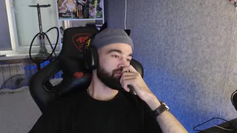 Snapshot of _serious_man chatting on 24, 11, 2025 Ask me online show from 24, 11, 2025