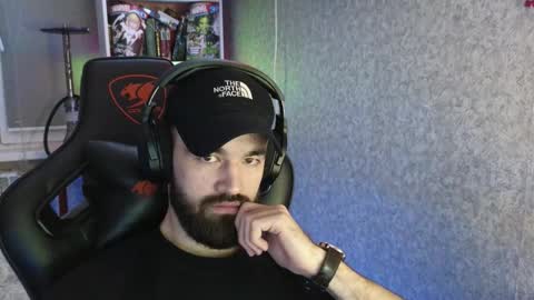 Snapshot of _serious_man chatting on 3, 12, 2025 Ask me online show from 3, 12, 2025