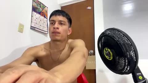 Juan Pablo-independent model online show from 15, 10, 2025