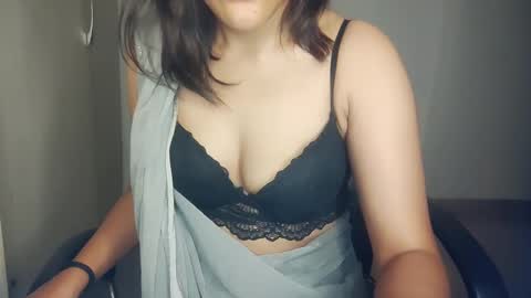 Snapshot of _shalini_0 chatting on 28, 9, 2025 _shalini_0 online show from 28, 9, 2025