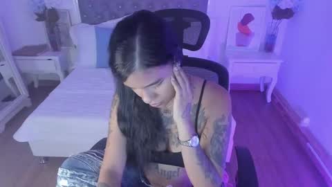 Sharlot online show from 29, 5, 2026