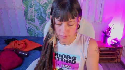 _sharlotte777 online show from 15, 5, 2026
