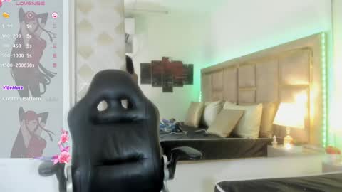 Shirley  online show from 20, 5, 2026