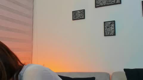 _silvia_vega_ online show from 14, 12, 2025