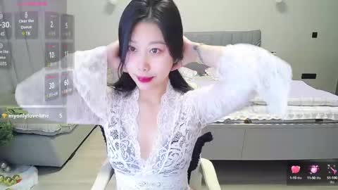 Snapshot of _smileflower_ chatting on 14, 2, 2025 winni online show from 14, 2, 2025