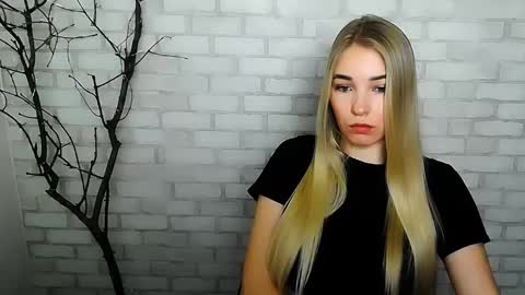 Snapshot of _snow_queen__ chatting on 15, 12, 2024 Rachel online show from 15, 12, 2024