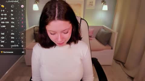 Snapshot of _sofi_spark chatting on 9, 3, 2025 Sofi Follow me online show from 9, 3, 2025