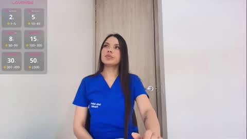 Snapshot of _sofiadeluxe_ chatting on 14, 10, 2025 SOFIA DELUXE online show from 14, 10, 2025