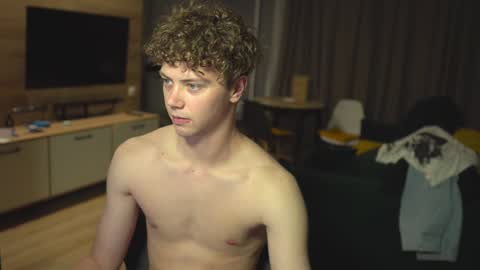 Snapshot of _sopranos_ chatting on 24, 1, 2025 OLIVERpvt is open online show from 24, 1, 2025