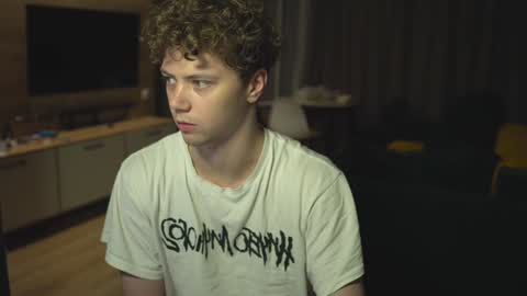 Snapshot of _sopranos_ chatting on 1, 2, 2025 OLIVERpvt is open online show from 1, 2, 2025