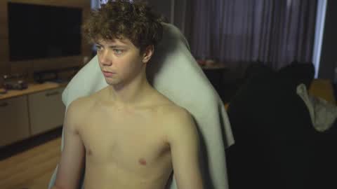 Snapshot of _sopranos_ chatting on 19, 2, 2025 OLIVERpvt is open online show from 19, 2, 2025