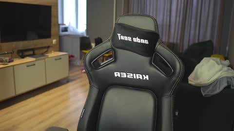 Snapshot of _sopranos_ chatting on 21, 2, 2025 OLIVERpvt is open online show from 21, 2, 2025