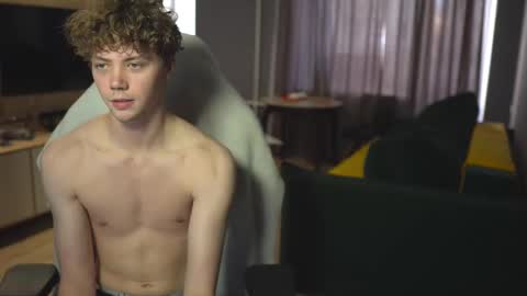 Snapshot of _sopranos_ chatting on 22, 2, 2025 OLIVERpvt is open online show from 22, 2, 2025