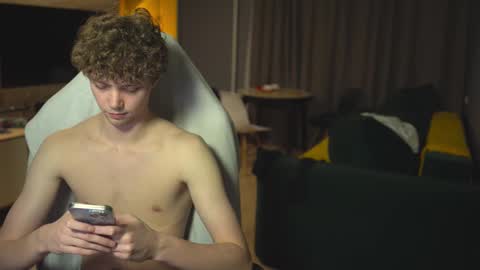 Snapshot of _sopranos_ chatting on 22, 2, 2025 OLIVERpvt is open online show from 22, 2, 2025