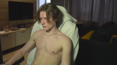 Snapshot of _sopranos_ chatting on 28, 2, 2025 OLIVERpvt is open online show from 28, 2, 2025